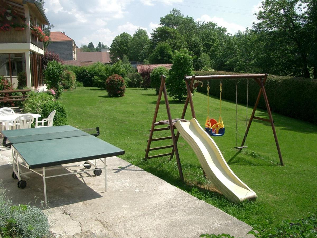 Gîte 829 Montagnes du Jura avec Spa et Sauna classé 3 étoiles Foncine-le-Haut Extérieur photo
