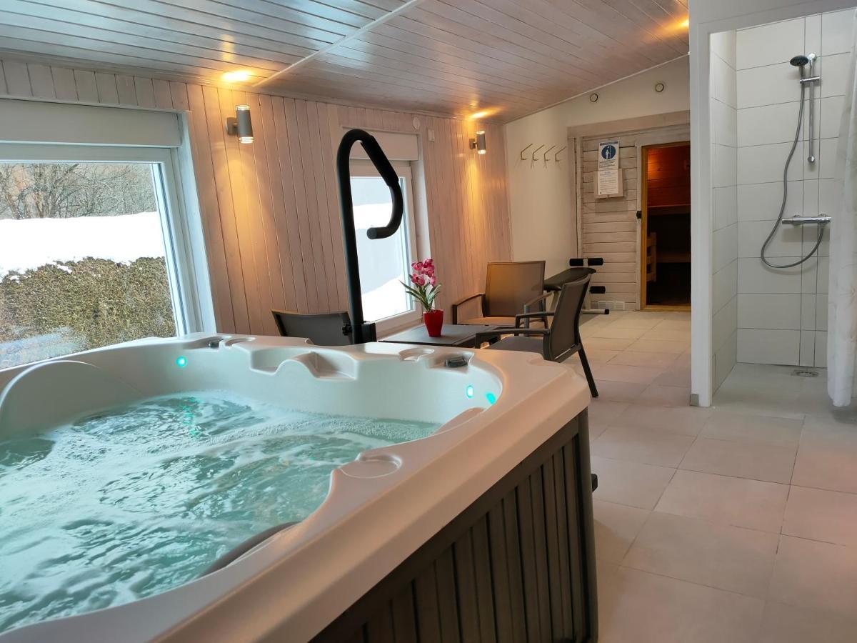 Gîte 829 Montagnes du Jura avec Spa et Sauna classé 3 étoiles Foncine-le-Haut Extérieur photo